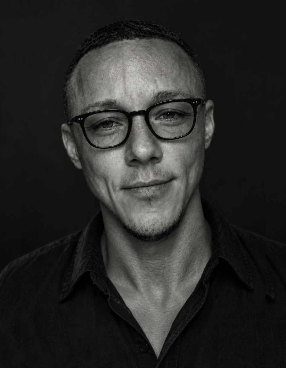 Official portrait of Elian Kairos